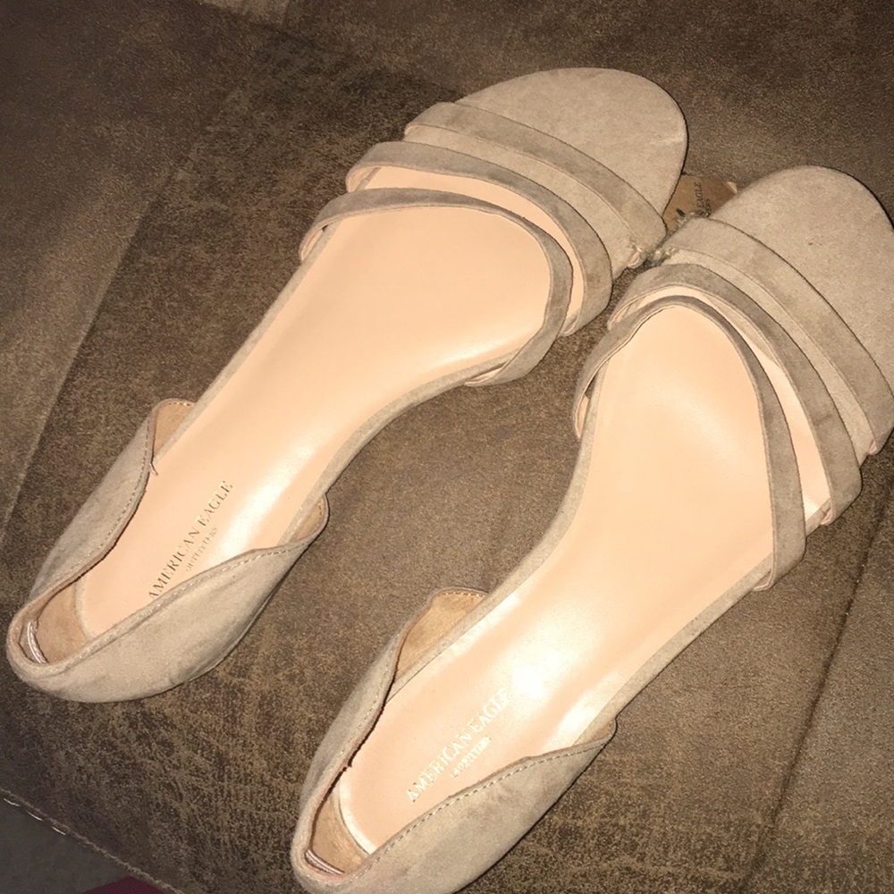 NWT American Eagle Outfitters Sandals🤍 - Picture 2 of 5